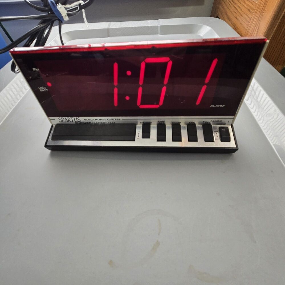 Spartus Electric Digital Alarm Clock 1150 Extra Large Digit Vintage Tested Works